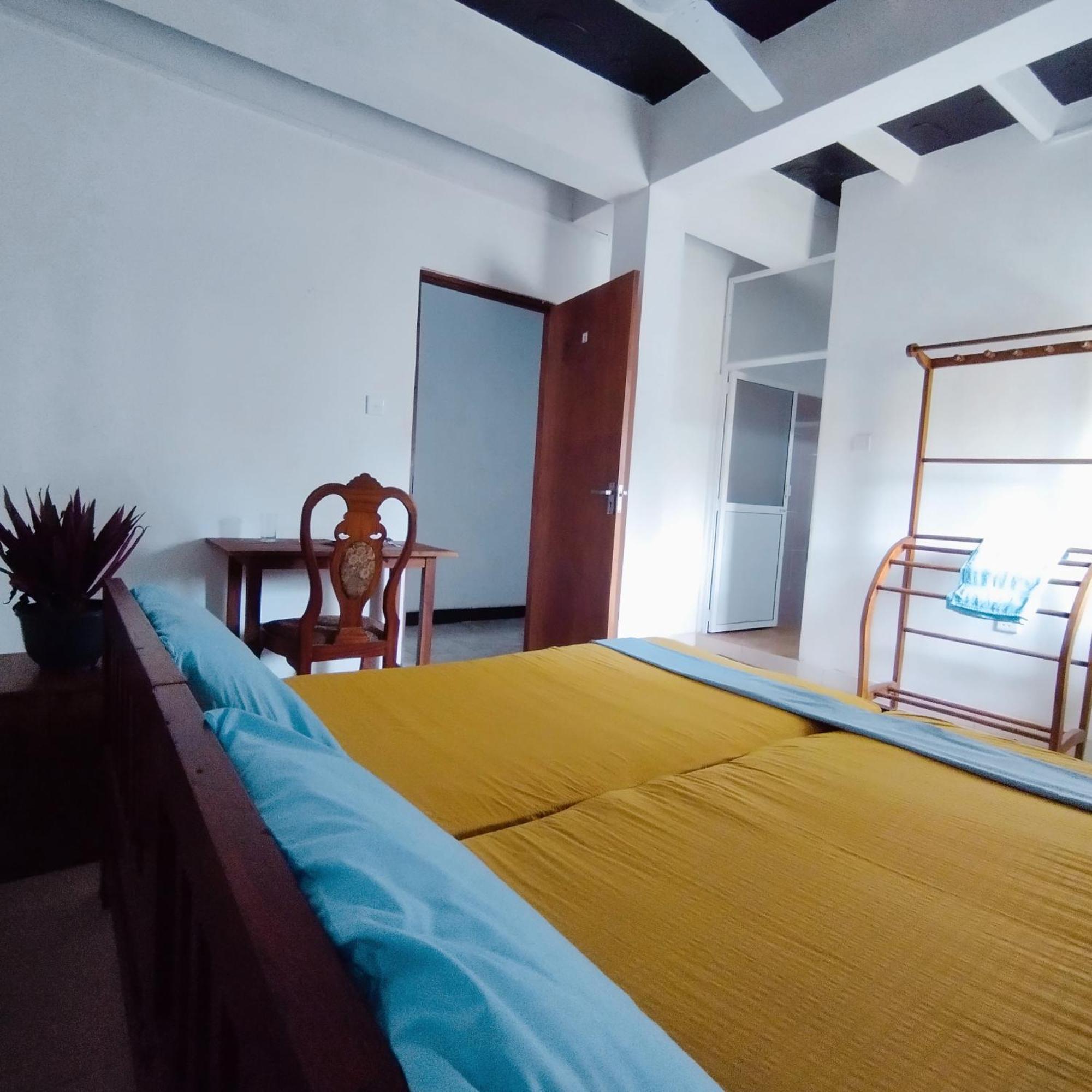 Glance Beach Ahangama Rom bilde