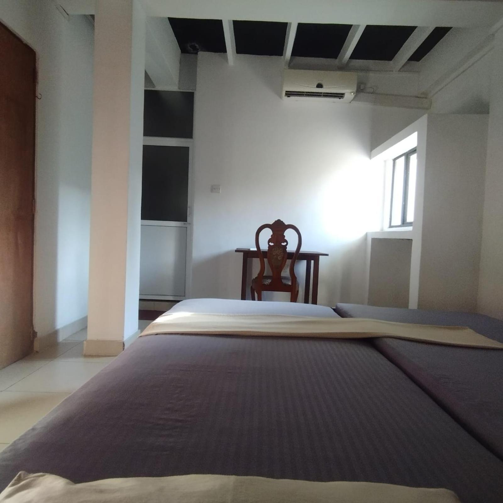 Glance Beach Ahangama Rom bilde